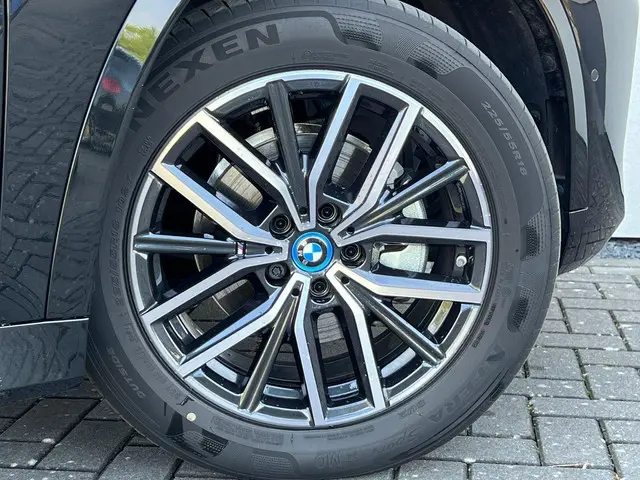 BMW iX1 eDrive20 2024 Elektrisch 15