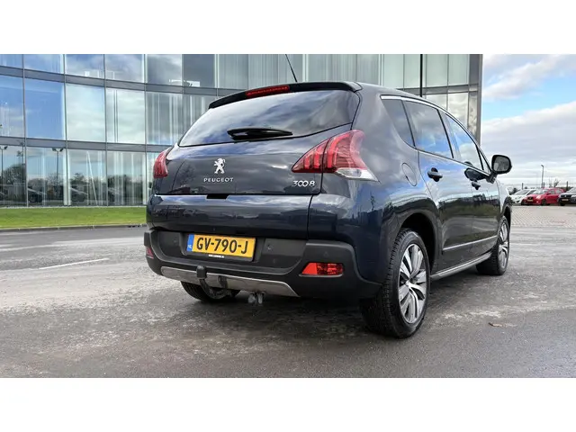Peugeot 3008 1.2 PureTech Style 2015 Benzine 4