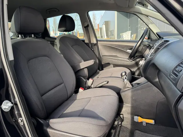 Hyundai ix20 1.4i Go! 2018 Benzine 11