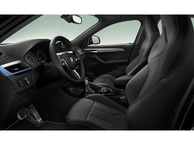 BMW X2 xDrive25e High Executive 2023 Hybride Benzine 4