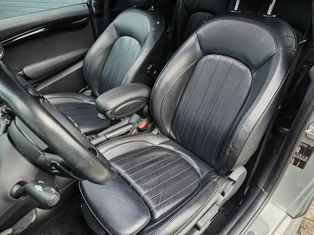 MINI Cooper Mini 2.0 John Works Chili 2019 Benzine 12