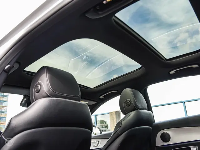Mercedes-Benz E-Klasse 200 Ambition 2016 Benzine 11