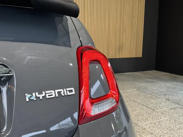 Fiat 500 1.0 Hybrid Launch Edition 2020 Benzine 20