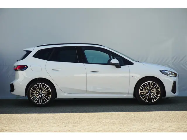 BMW 2 Serie 3