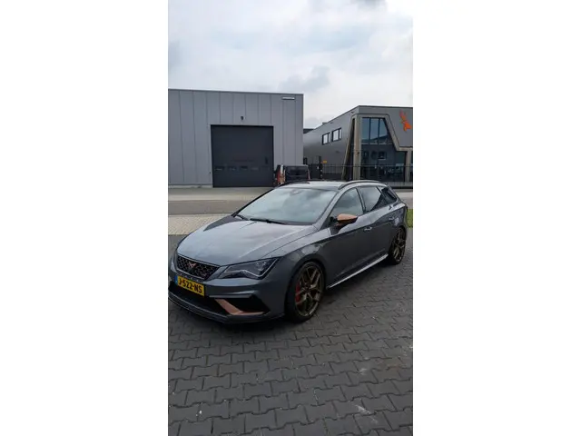 SEAT Leon ST 2.0 TSI CUPRA 300 400+PK 2017 Benzine 13