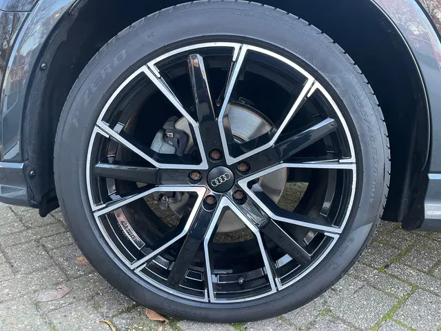 Audi Q3 35 TFSI Pro Line business 2020 Benzine 17