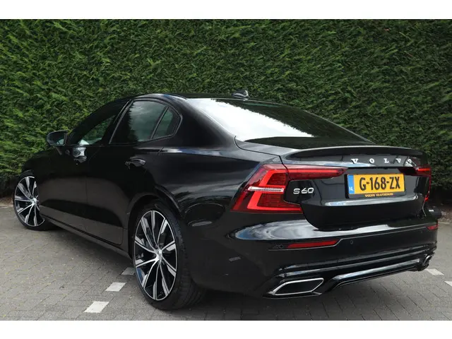 Volvo S60 2.0 T4 R-Design 2020 Benzine 7