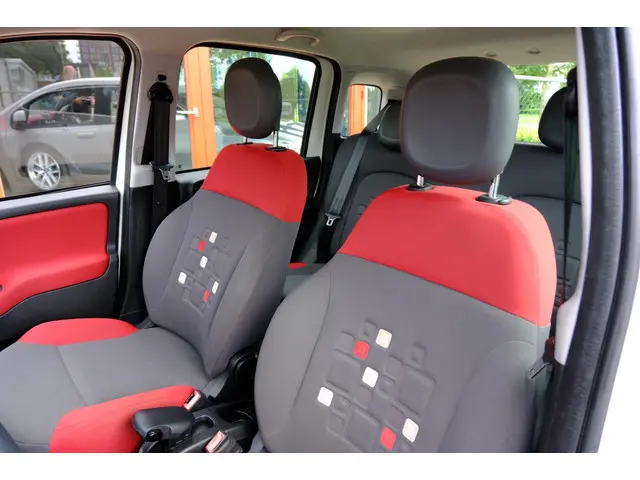 Fiat Panda 0.9 TwinAir Lounge|Airco|5 deurs 2016 Benzine 18