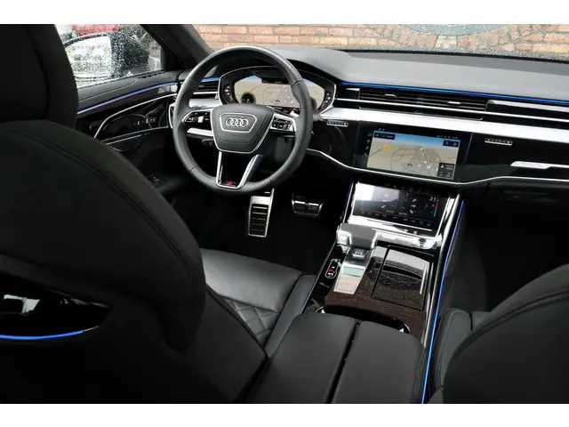 Audi A8 60 TFSI e quattro 2022 Hybride Benzine 4