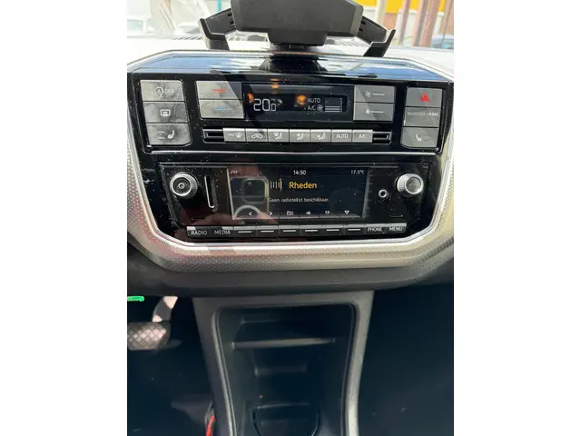 Volkswagen up! 1.0 BMT high up! 2019 Benzine 13