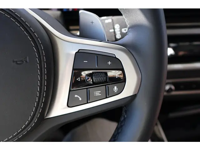 BMW X7 xDrive40i 2025 Benzine 21