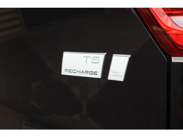 Volvo XC40 1.5 T5 Recharge R-Design 2020 Hybride Benzine 37
