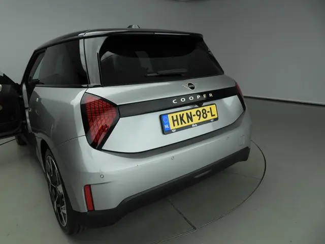 MINI 3-Deurs Cooper E 2025 Elektrisch 24