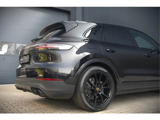 Porsche Cayenne 3.0 E-Hybrid 2018 Hybride Benzine 25