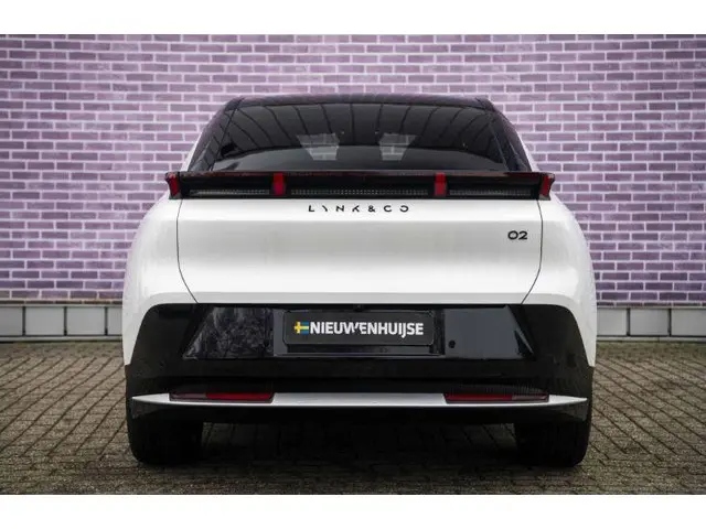 Lynk & Co 02 More 66 kWh 2025 Elektrisch 12