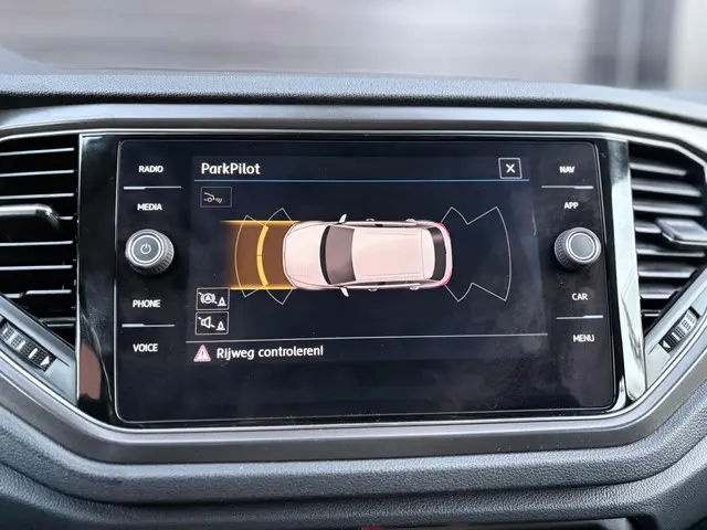 Volkswagen T-Roc 1.5 TSI Style 2019 Benzine 13