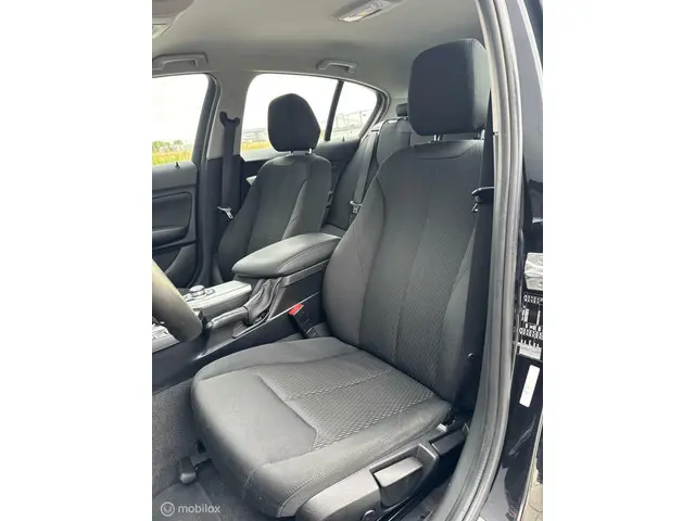 BMW 1 Serie 118i Executive VERKOCHT! 2017 Benzine 10