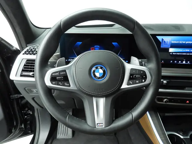 BMW X5 xDrive50e 2024 Hybride Benzine 11
