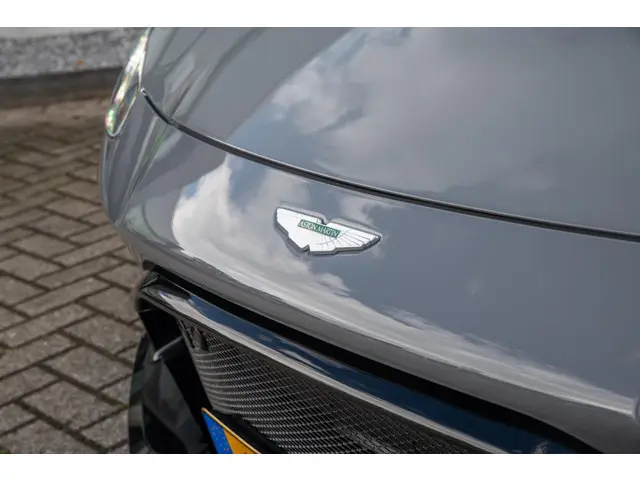 Aston Martin V8 Vantage 4.0 2018 Benzine 48