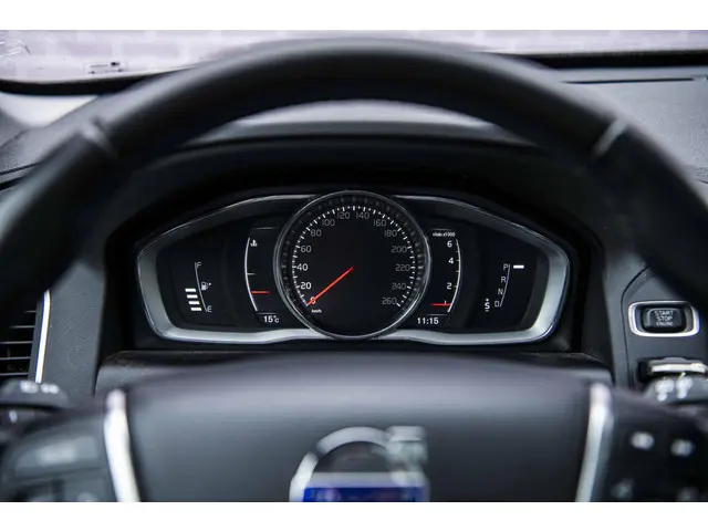 Volvo XC60 2.0 T5 FWD Polar+ 2017 Benzine 13