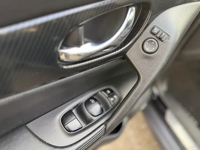 Nissan X-Trail 1.6 DIG-T Tekna 2017 Benzine 24