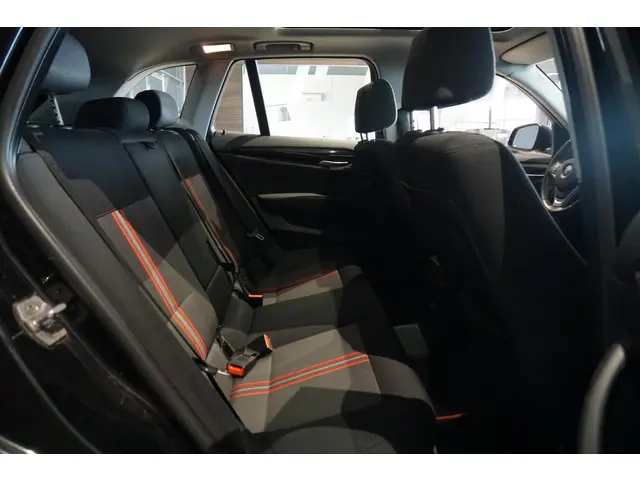 BMW X1 sDrive18i 2015 Benzine 31