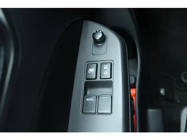 Suzuki Swift 1.2 COMFORT EASSS 2012 Benzine 25