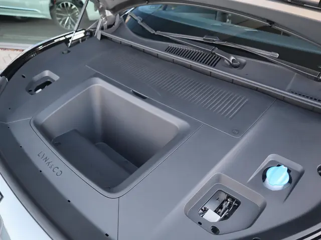 Lynk & Co 02 More 66 kWh 2026 Elektrisch 12