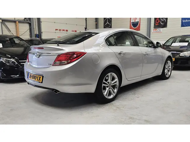 Opel Insignia 2.8 T Cosmo 4x4 2012 Benzine 5