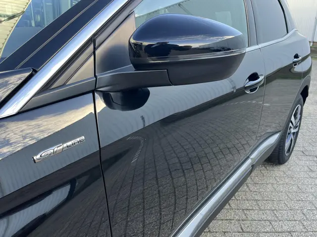 Peugeot 3008 1.6 PureTech GT Line 2020 Benzine 56