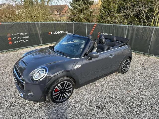 MINI Cooper S Cabrio 3