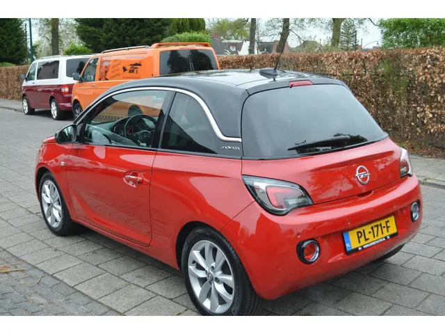 Opel ADAM 1.0 Turbo Glam Favourite 2017 Benzine 3
