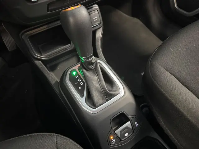 Jeep Renegade 1.4 MultiAir Longitude 2018 Benzine 19