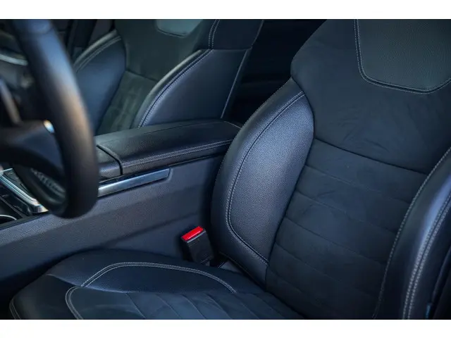 Mercedes-Benz M-Klasse 350 2013 Benzine 23