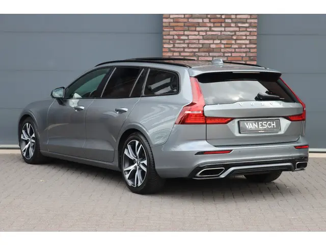 Volvo V60 2.0 B4 R-Design Aut8 | 2021 Benzine 5
