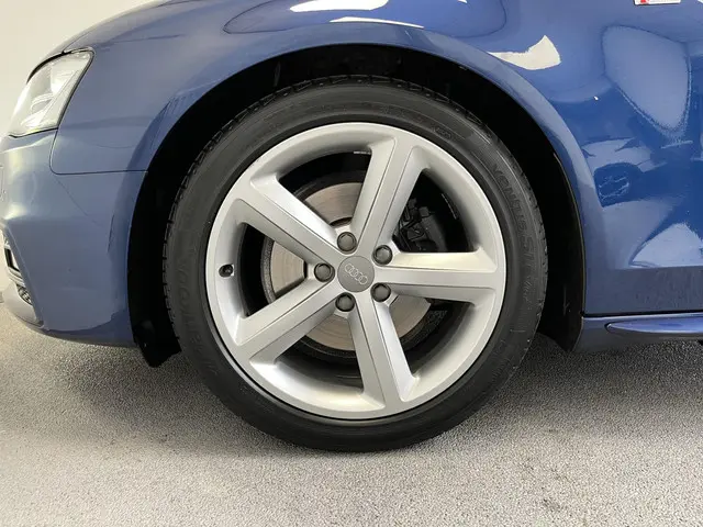 Audi A4 Avant 1.8 TFSI 3x S-line 2012 Benzine 32