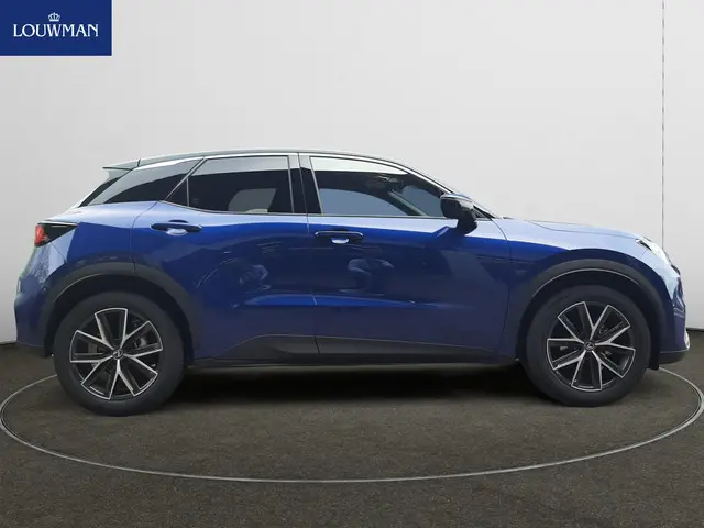 Lexus LBX Cool 2WD 2025 Hybride Benzine 10