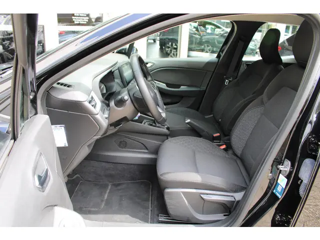 Renault Clio 1.0 TCe 90 Equilibre 2023 Benzine 14