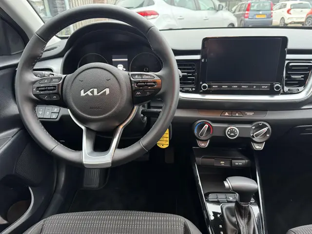 Kia Stonic 1.0 T-GDi MHEV DynamicLine 2023 Benzine 11