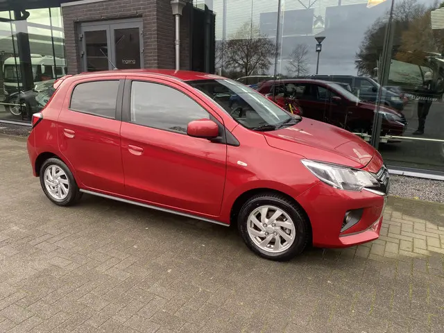 Mitsubishi Space Star 1.2 Intense 2021 Benzine 5
