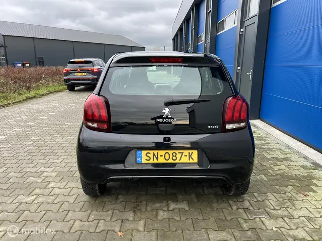 Peugeot 108 1.0 e-VTi Active TOP! 2018 Benzine 4