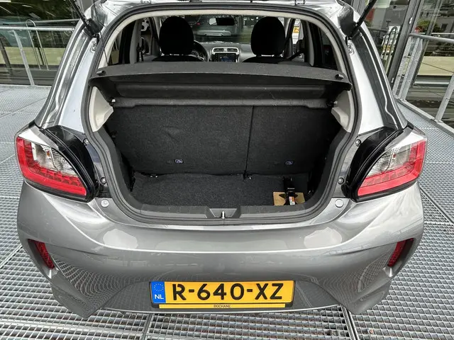 Mitsubishi Space Star 1.2 Dynamic 2022 Benzine 9