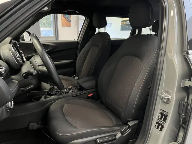 MINI Clubman 1.5 One Salt Business 2018 Benzine 4