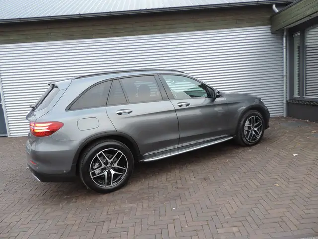 Mercedes-Benz GLC 250 d 4MATIC Premium Plus 2018 Diesel 7