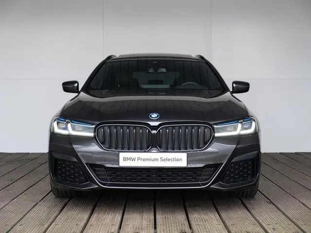 BMW 5 Serie Touring 530e 2024 Hybride Benzine 3