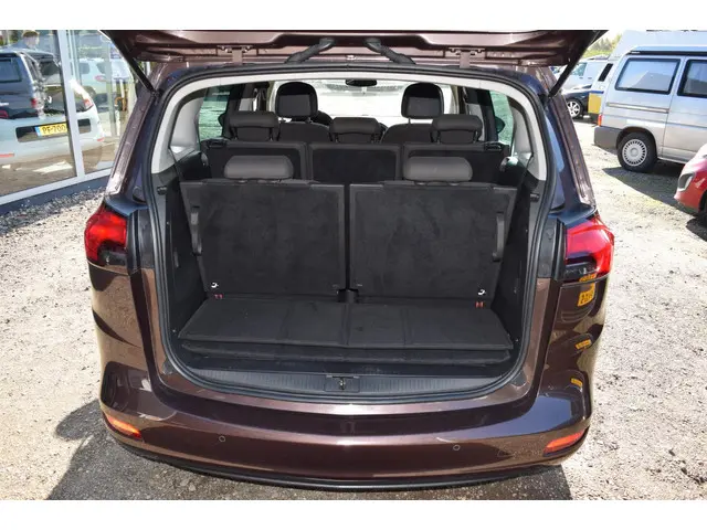 Opel Zafira 1.4 Turbo Busin Exec 7p. 2018 Benzine 11