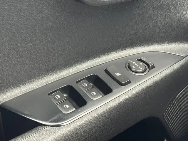 Kia Rio 1.0 TGDI ComfortPlusLine Navigator 2017 Benzine 28