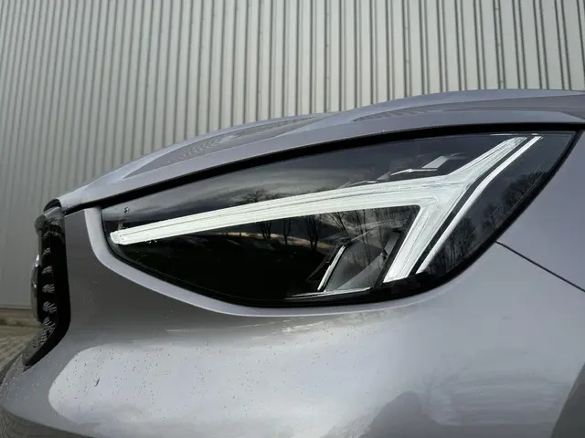 Volvo XC40 2.0 B4 Plus Dark 2025 Benzine 6