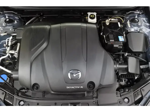 Mazda 3 2.0 X 180pk AWD Automaat Luxury 2019 Benzine 34