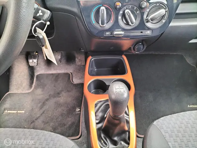 Mitsubishi Space Star 1.0 Cool+ 2018 Benzine 15